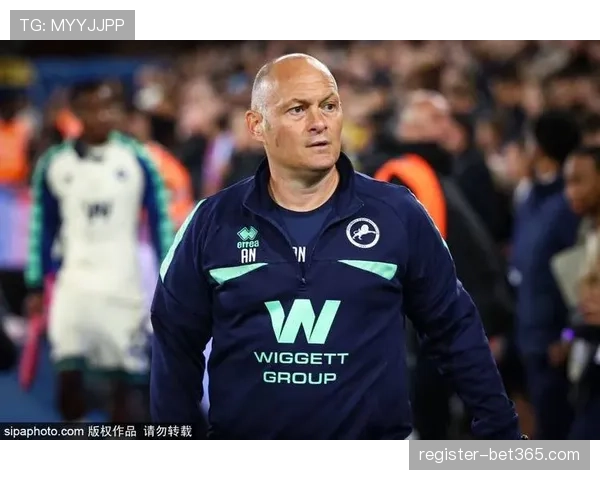 中日选手冲,中国选手反,击受伤引发,千亿体育官网,QianYi,Sports,足球直播,篮球赛事,体育高清,NBA直播