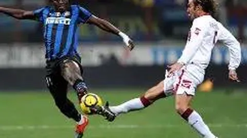 【枪手连胜戛然而止，阿森纳6分优势领跑英超！利物浦三连平困境，射门荒持续】